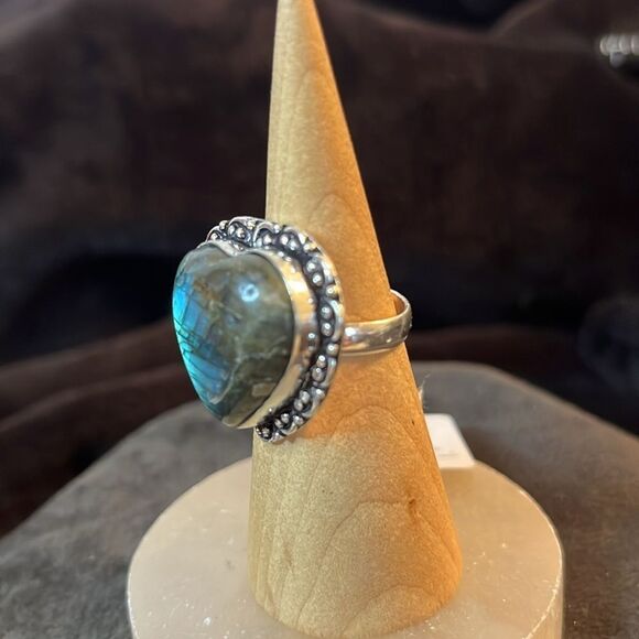 Artisan Crafted Labradorite Heart Ring in 925 Sterling Silver Sz 8 - Picture 9 of 11